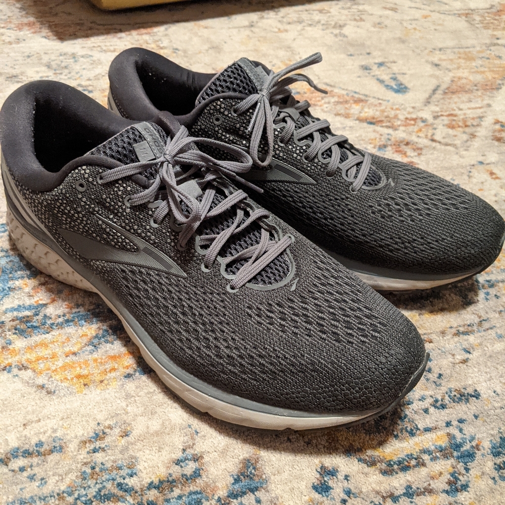 Men's Brooks Ghost Running shoes